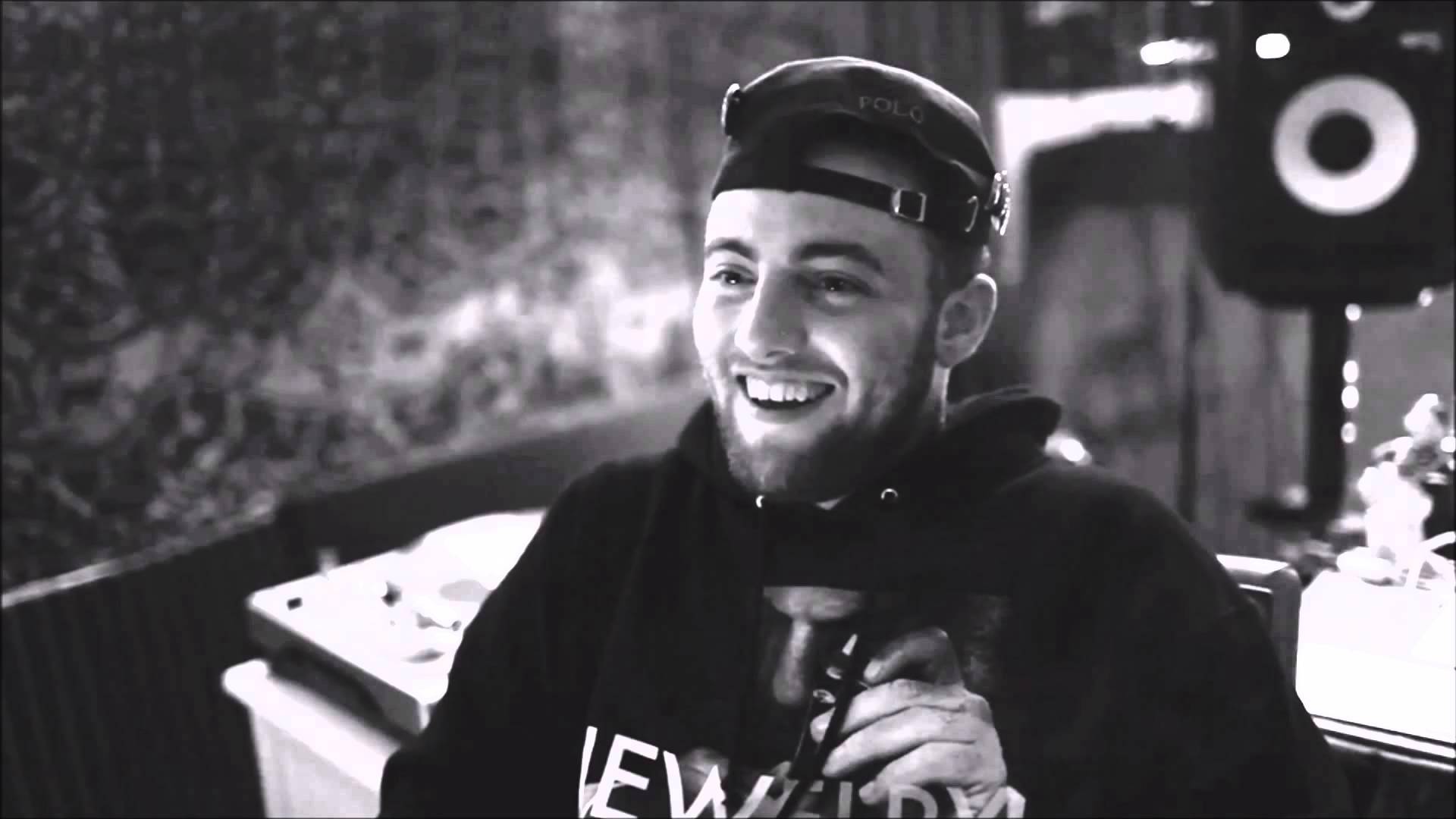 Download objects in the mirror mac miller