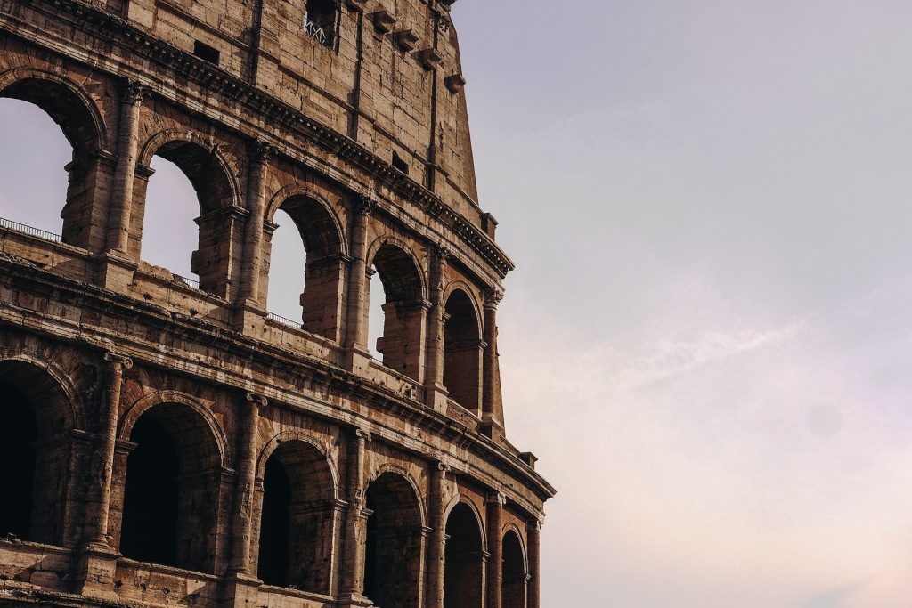 exterior-colosseum